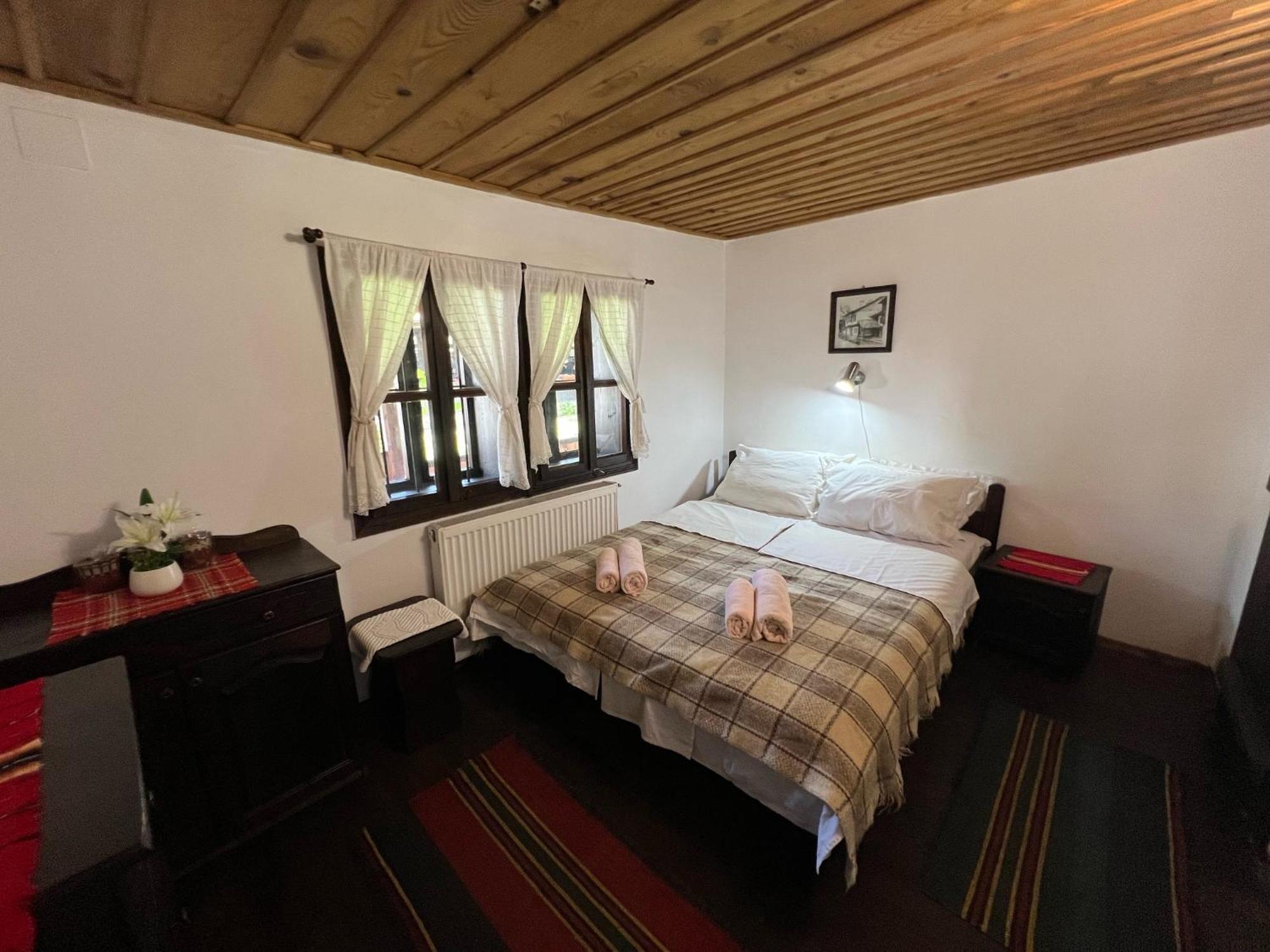 Hotel Хаджидимовата Къща Bozhentsi Esterno foto