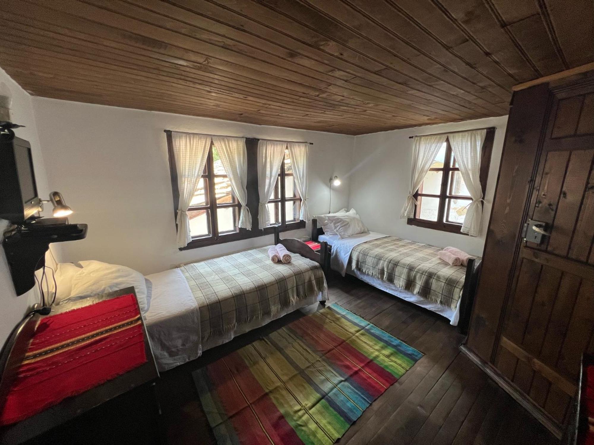 Hotel Хаджидимовата Къща Bozhentsi Esterno foto