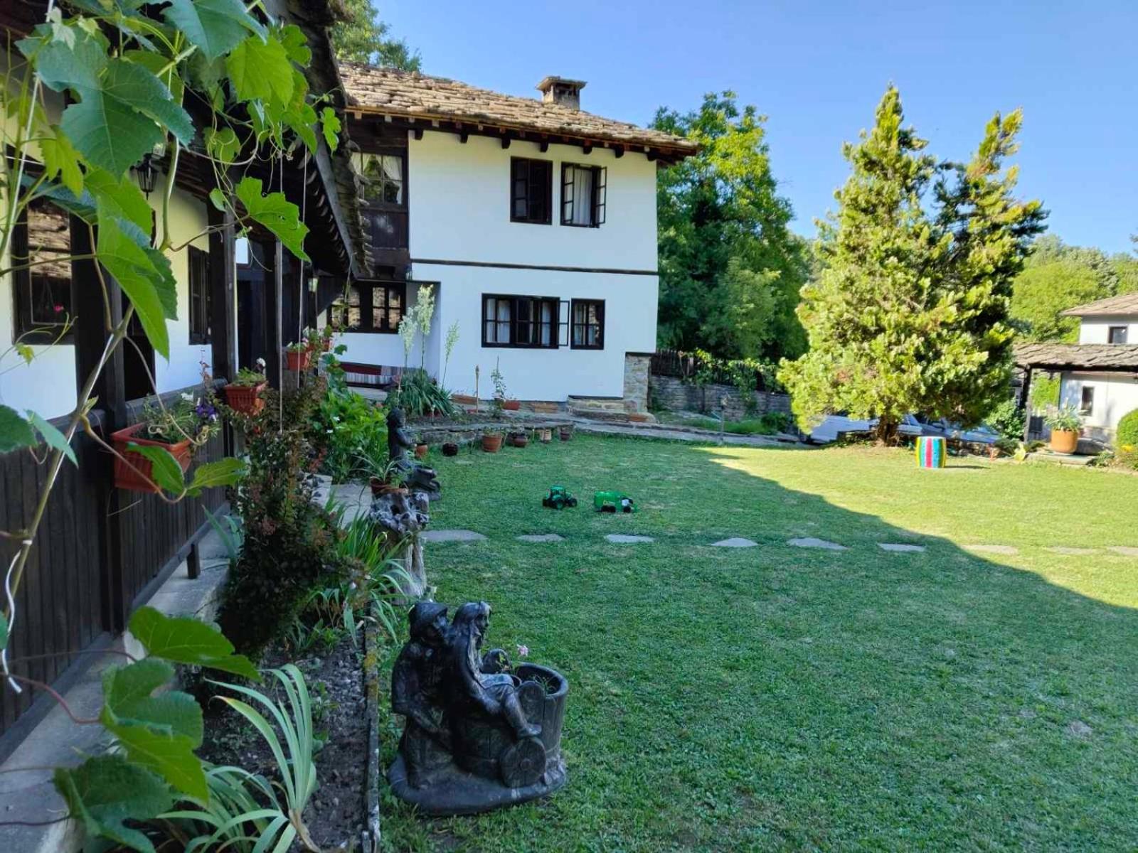 Hotel Хаджидимовата Къща Bozhentsi Esterno foto