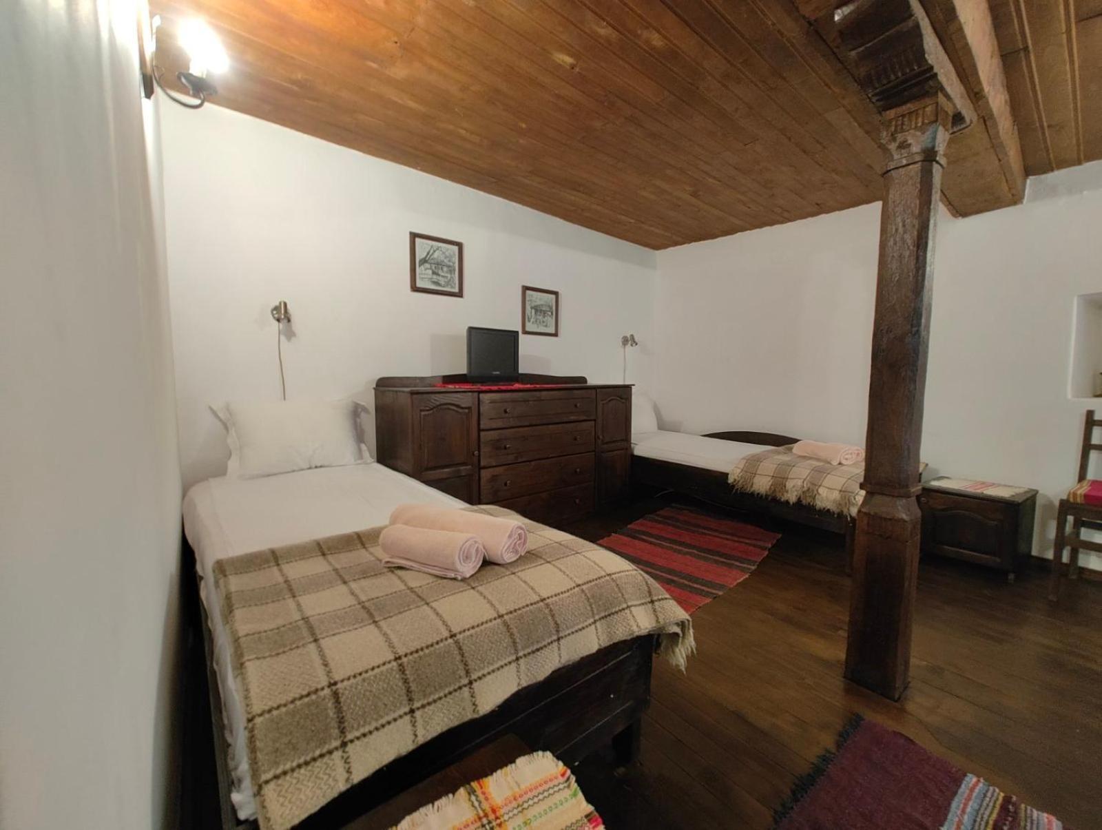 Hotel Хаджидимовата Къща Bozhentsi Esterno foto