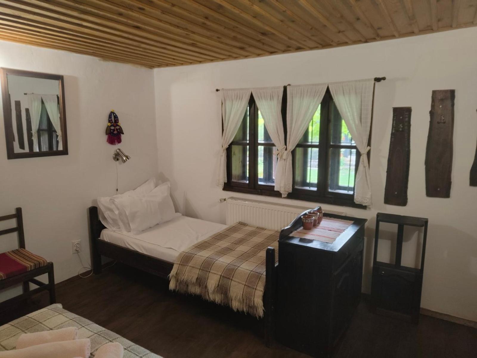 Hotel Хаджидимовата Къща Bozhentsi Esterno foto