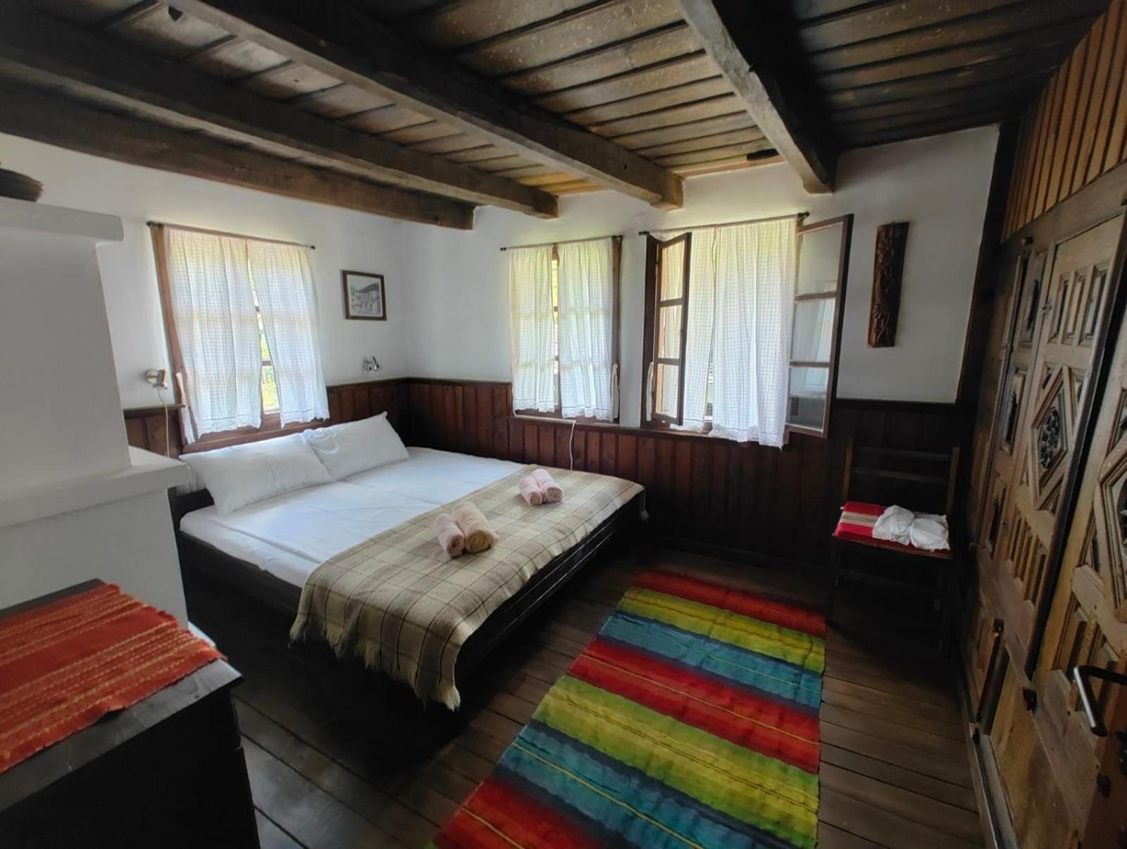 Hotel Хаджидимовата Къща Bozhentsi Esterno foto